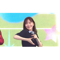 指原莉乃、6年ぶり「恋チュン」披露 万博で2500人と“おにぎりダンス”「ミュージックビデオ以来」