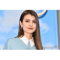 マギー、船上で美脚堂々披露 「スタイル神」「絵になる美しさ」の声