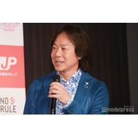 佐藤弘道、長男の結婚披露宴を報告 家族・新郎新婦ショットも公開