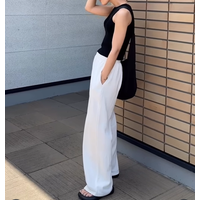 大人気【ユニクロ】ワイドスウェットパンツ。オシャレな人が購入しているカラーとは【40代の毎日コーデ】
