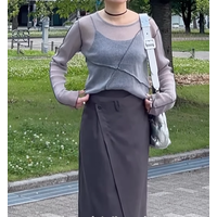 肌見せしすぎない大人の夏コーデなら「透けトップス」一択。トレンド感と肌カバーが叶います【40代の毎日コーデ】