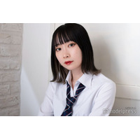くれまぐ・浅見めい、ミニTシャツから美ウエスト披露「タトゥー？」「セクシー」と反響