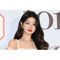 IVEウォニョン、圧巻スタイル披露の「ロラパルーザ・ベルリン」舞台裏ショット公開「完璧スタイル」「お人形さんみたい」と反響