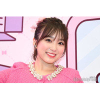 矢吹奈子「いつもと違う系統の私服」で雰囲気一変「肩出し可愛い」「大人っぽい」と熱視線