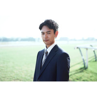 妻夫木聡、税理士役で日曜劇場主演に決定 20年にわたる人間と競走馬の壮大な物語描く【ザ・ロイヤルファミリー】