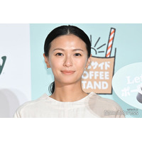 榮倉奈々、圧巻美脚披露 タイトパンツ姿に「着こなせるのすごい」「長過ぎる」