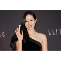 「愛の不時着」ソン・イェジン、エレガントドレスで大胆美背中「美しすぎる」「女神のよう」と反響