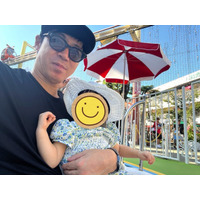 東貴博、1歳次女が“浅草花やしき”デビュー「やっと連れて来れた」「ちっちゃい子が乗れるのも たくさん」
