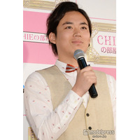 クマムシ佐藤大樹、22歳恋人のビキニ姿公開 川遊びショットに「幸せそう」「ラブラブ」の声