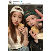 板野友美、重盛さと美との仲良し2SHOTに反響「永久保存版」「推しと推しのコラボ」