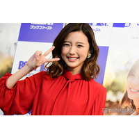 真野恵里菜、親子ディズニー2ショット公開「夫が休みの日がほとんどだったけど」子供との生活の変化明かす