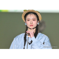 AKB48研究生・伊藤百花、渡辺麻友の卒コン衣装で美脚スラリ「可愛すぎ」「髪型もまゆゆに寄せてる?」と反響
