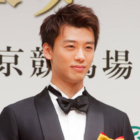 「美男美女兄妹」竹内涼真、妹・たけうちほのかとの自然体SHOTにファンうっとり「イケ散らかしてる」