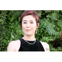 寺島しのぶ、13歳長男・尾上眞秀との密着ショット公開「親子で可愛い」「雰囲気似てる」と反響