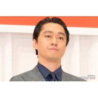 渡辺大、父・渡辺謙との肩組み2ショット公開「驚くほどそっくり」「かっこいい親子」と反響