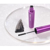 デジャヴュ「塗るつけまつげ」自まつげ際立てタイプから、冬限定色「スパークルブラック」登場