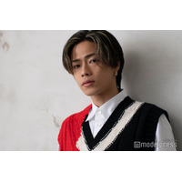 コムドットやまと、オフ感漂うノーセットスタイルが話題「ギャップすごい」「需要わかりすぎてる」