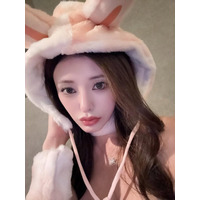 港区キャバ嬢・せら、まつ毛パーマ不要のメイク術…愛用のビューラー＆プチプラマスカラ「1本1本時間をかけている」【モデルプレスインタビュー】