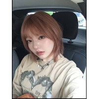 美人YouTuber、3年前との免許証写真比較で激変ぶり話題 輪郭整形の詳細も明かす