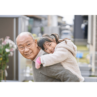 アニメが大好きな5歳孫　80代祖父「おじいちゃんの魔法だぞ」⇒まさかの行動に「かっこいい！」