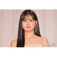 元乃木坂46中村麗乃、スラリ美脚輝くミニスカ姿が話題「圧倒的オーラ」「モデル並の脚の長さ」