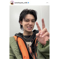 佐野勇斗、インスタフォロワー200万人突破！笑顔のピースSHOTに反響「すごすぎっ」「かっこいー！」