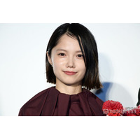 宮崎あおい、ハイトーンヘアで印象ガラリ パリでの動画に「豊臣兄弟！と全然違う」「いつまでも美しい」の声