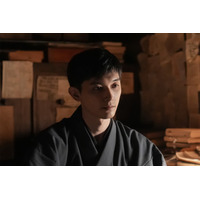 朝ドラ「ばけばけ」錦織さん（吉沢亮）の部屋に並んだ“本”に注目集まる「やっぱり」「変わってない」【ネタバレあり】