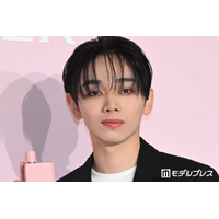 宮世琉弥、愛犬と散歩時に持ち歩いているもの「筋トレもしてるんで」【BURBERRY HER SAKURA JOURNEY】