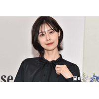 有村藍里、美ウエスト輝くショート丈トップス春コーデ公開「スタイル抜群」「くびれが綺麗」と反響