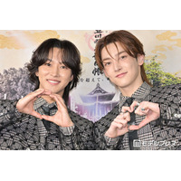 ROIROM、5年の付き合いで先輩後輩関係からデュオへ・2人での活動に自信 お互いの尊敬できるところは「顔面の強さ」「色気」