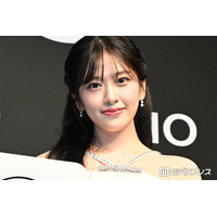 IVEユジン、ワンショル私服ショット＆平成プリクラ公開「肩のラインが綺麗」「オフ感最高」と話題
