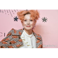 夏木マリ、丸ごとパプリカの肉詰め公開「ヘタが帽子みたいで可愛い」「おしゃれで美味しそう」の声