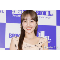 前田希美「久々に一緒に写真撮りました」車内での夫婦2ショットに反響「美男美女」「オシャレな2人」