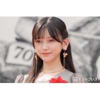乃木坂46池田瑛紗、美脚際立つミニ丈衣装ショットに絶賛の声「透明感すごい」「人魚姫みたい」
