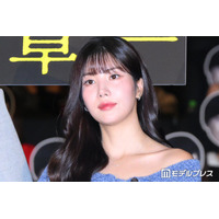 IZ*ONE出身クォン・ウンビ、美脚際立つショーパン姿公開「スタイル抜群」「ビジュアル最強」の声