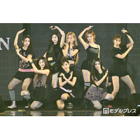 Hearts2Hearts、抜群スタイル際立つ衣装で豪華3曲披露 流暢な日本語で挨拶「楽しんでますかー？」【TGC2026A/W】