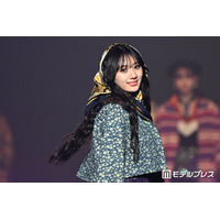乃木坂46川崎桜、個性的ミニ丈コーデで印象ガラリ「ギャル風も可愛い」「スタイル抜群」と反響