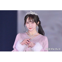 ≠ME谷崎早耶、美スタイル際立つタイトワンピ姿で会場釘付け「甘めコーデ似合う」「お姫様みたい」と反響【ガルアワ2026A/W】