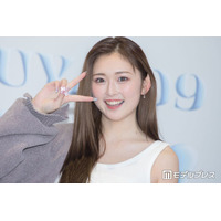 ゆうちゃみ、デニムミニ丈で美脚際立つ「脚長すぎる」「理想のスタイル」と反響