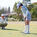 松山英樹も取り入れている　オープンスタンスでパターヘッドの動きをスムーズに【三ヶ島かな改造計画】 画像