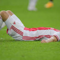 心臓病抱えるDFブリント、試合中「突然倒れる」心配の場面がこれ 画像