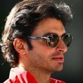 F1ドライバーのサインツ、レアルの大逆転勝利にビビる…騒ぐ場面が話題 画像