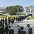 朝鮮労働党中央委員会拡大総会の会場に向かう参加者ら＝8日、平壌（朝鮮中央通信＝共同）