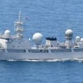 御蔵島と八丈島の間を通過した中国海軍の情報収集艦＝26日（防衛省統合幕僚監部提供）