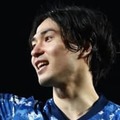 南野拓実、モナコ初練習でペシペシ叩かれたシーン 画像