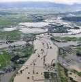 5県で17河川が氾濫、土石流も 画像