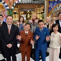 （前列左から）徳川家広さん、爆笑問題（田中裕二、太田光）、阿川佐和子（後列左から）磯田道史さん、谷まりあ、浮所飛貴、伊集院光、露の団姫（C）テレビ朝日