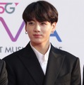 BTSジョングク、激似と話題の“日本人女性”に言及 画像