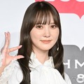 1st写真集「＃会いたい」の発売記念イベントに出席した加藤史帆（C）モデルプレス